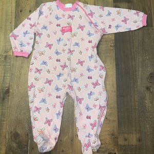 3 for $10 / Vintage Oshkosh B’Gosh PJs (18 M)